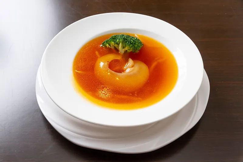 素材を活かした本格的なお料理をご提供